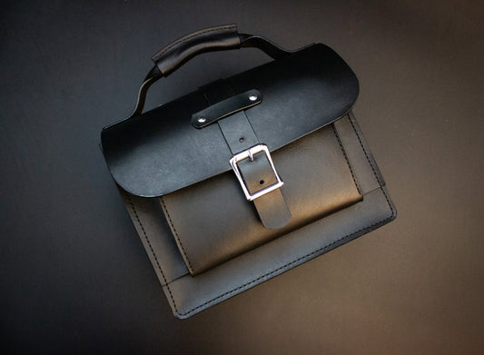 The Nomad Crossbody bag - Black